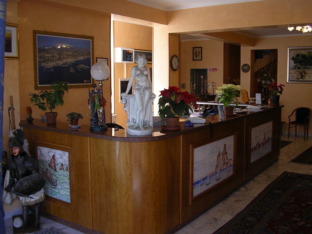 Hotel Malavoglia Aci Castello Exteriér fotografie